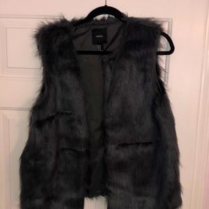 Forever21 Faux Fur Vest